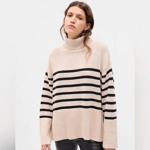 Gap 24/7 Split Hem Striped Turtleneck Sweater XXS